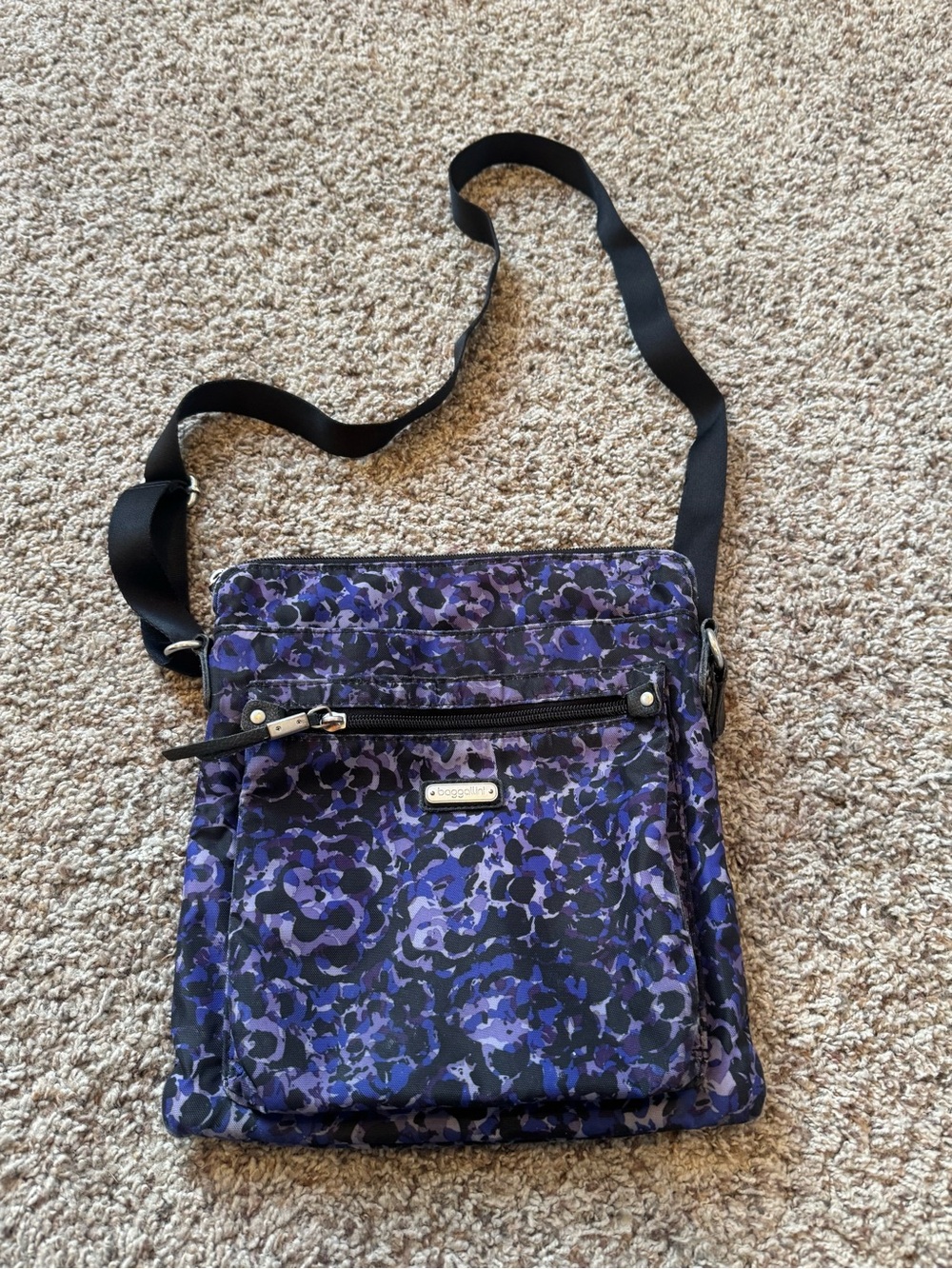 Baggallini Purple and Black Floral Crossbody Bag